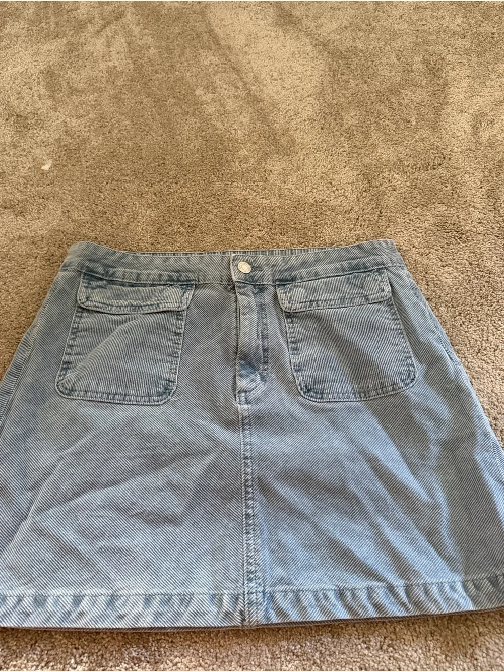 American Eagle Outfitters top matching